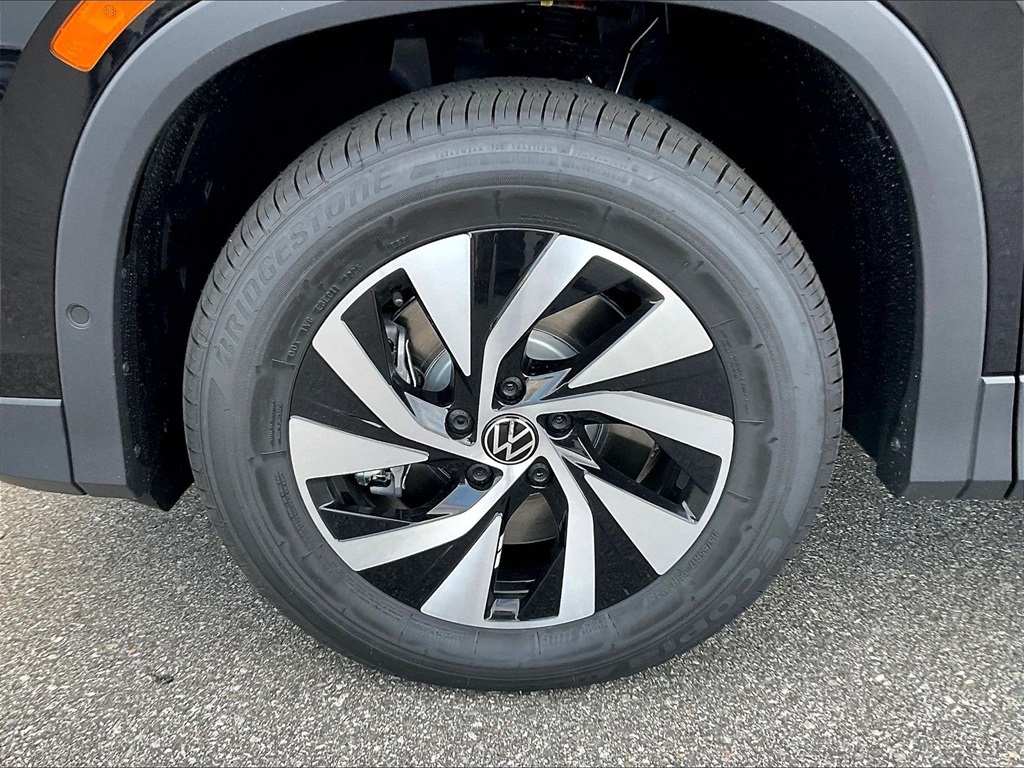 2026 Volkswagen Tiguan 2.0T S - Photo 8