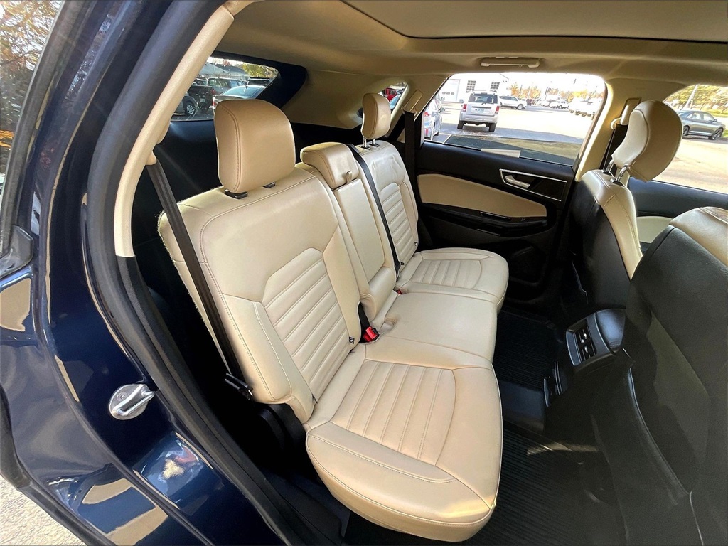 2017 Ford Edge SEL - Photo 18
