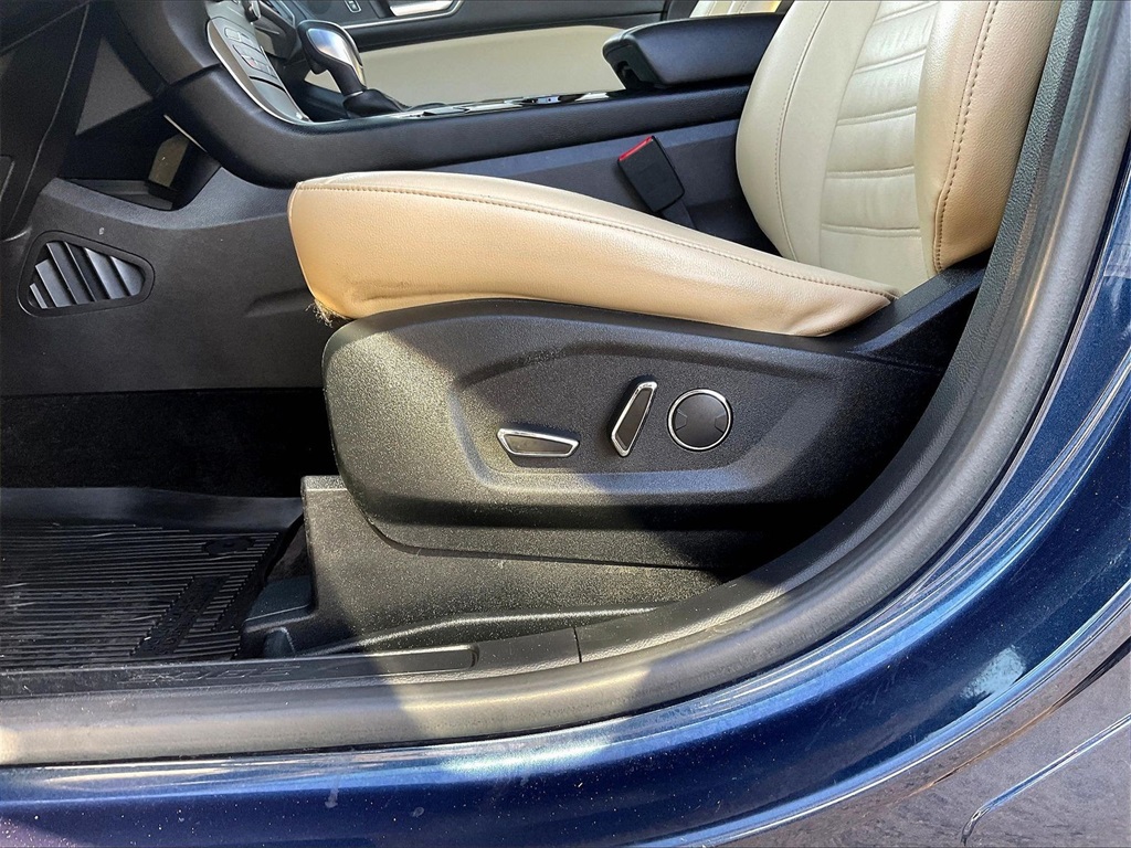 2017 Ford Edge SEL - Photo 26