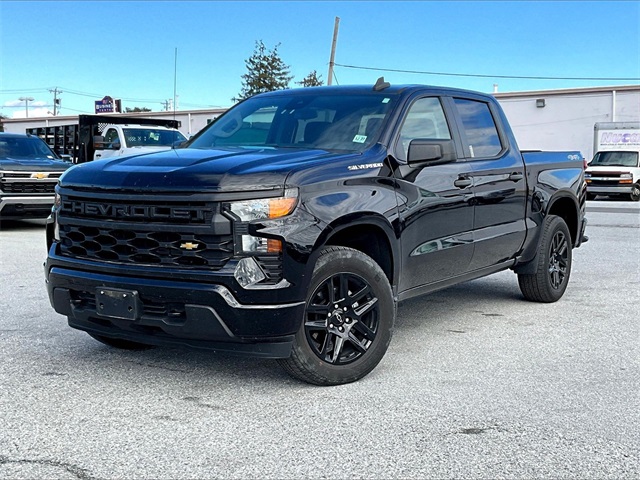 2022 Chevrolet Silverado 1500 Custom - Photo 2
