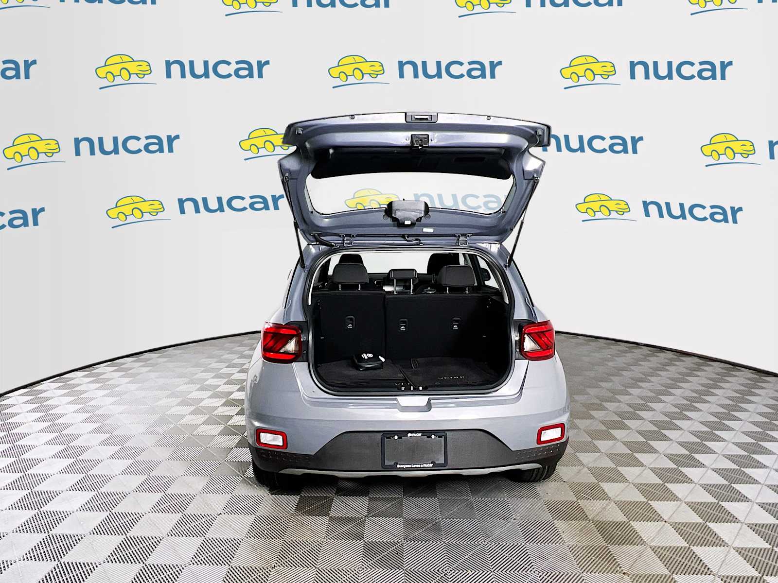 2023 Hyundai Venue SEL - Photo 24