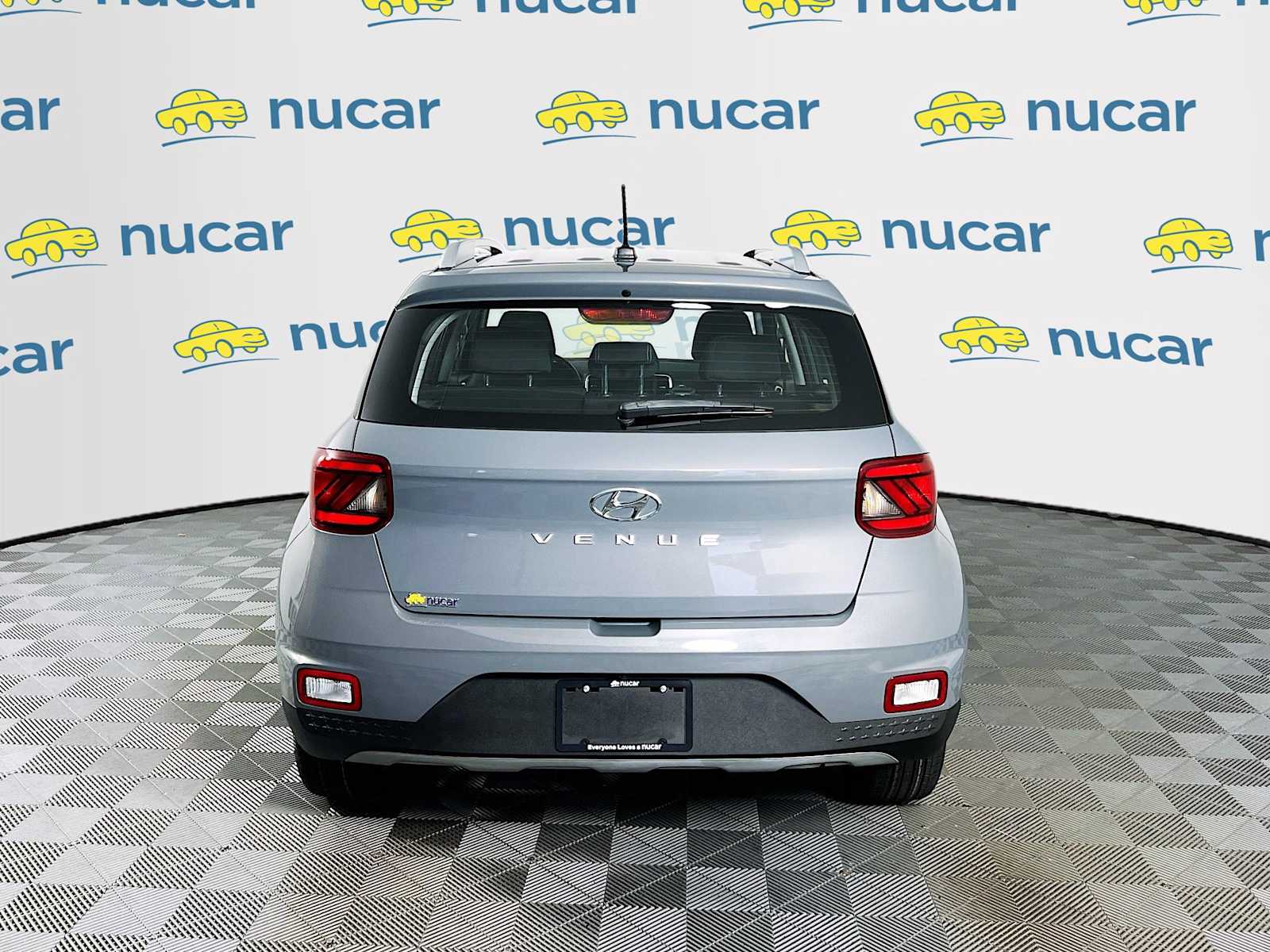 2023 Hyundai Venue SEL - Photo 6