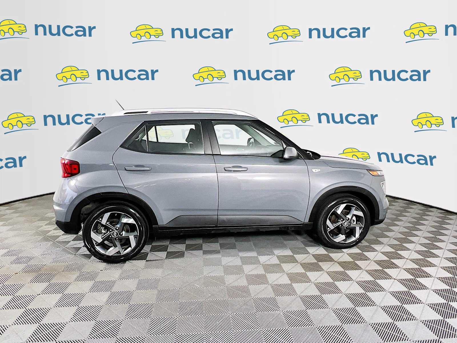 2023 Hyundai Venue SEL - Photo 8