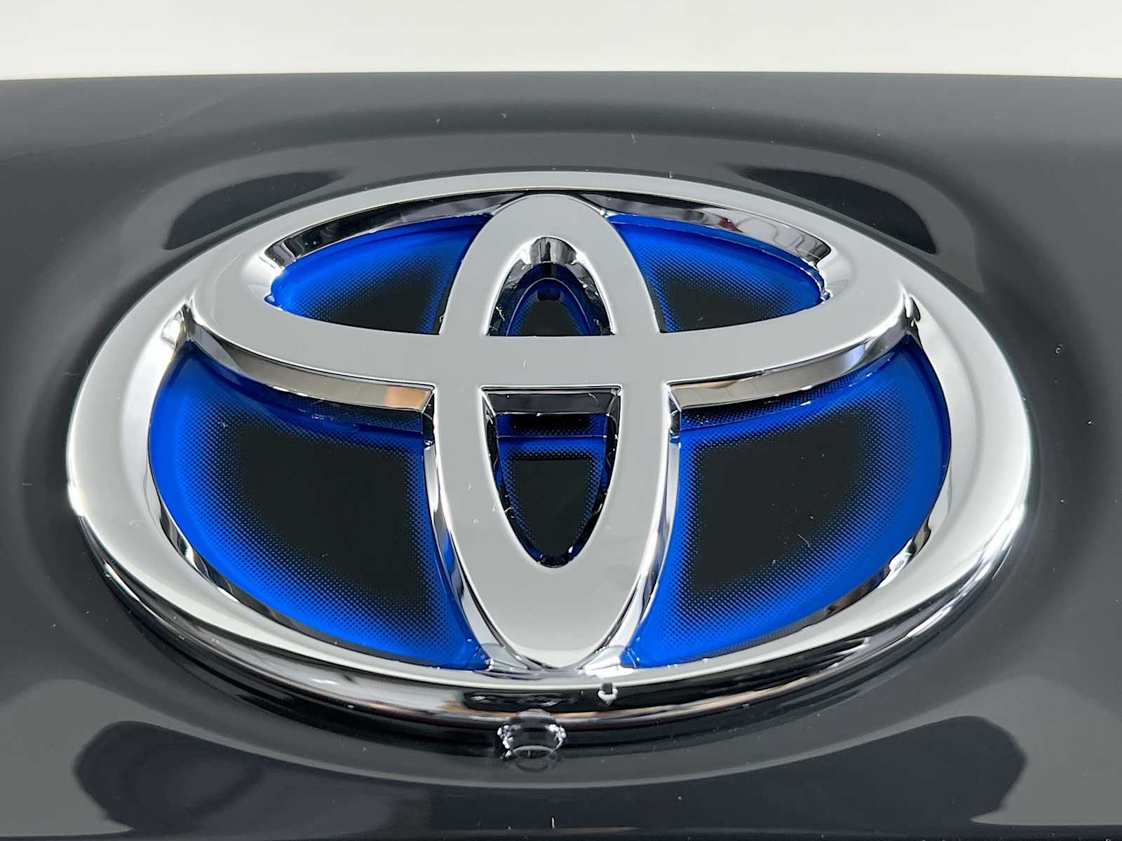 2025 Toyota Corolla Hybrid LE - Photo 17
