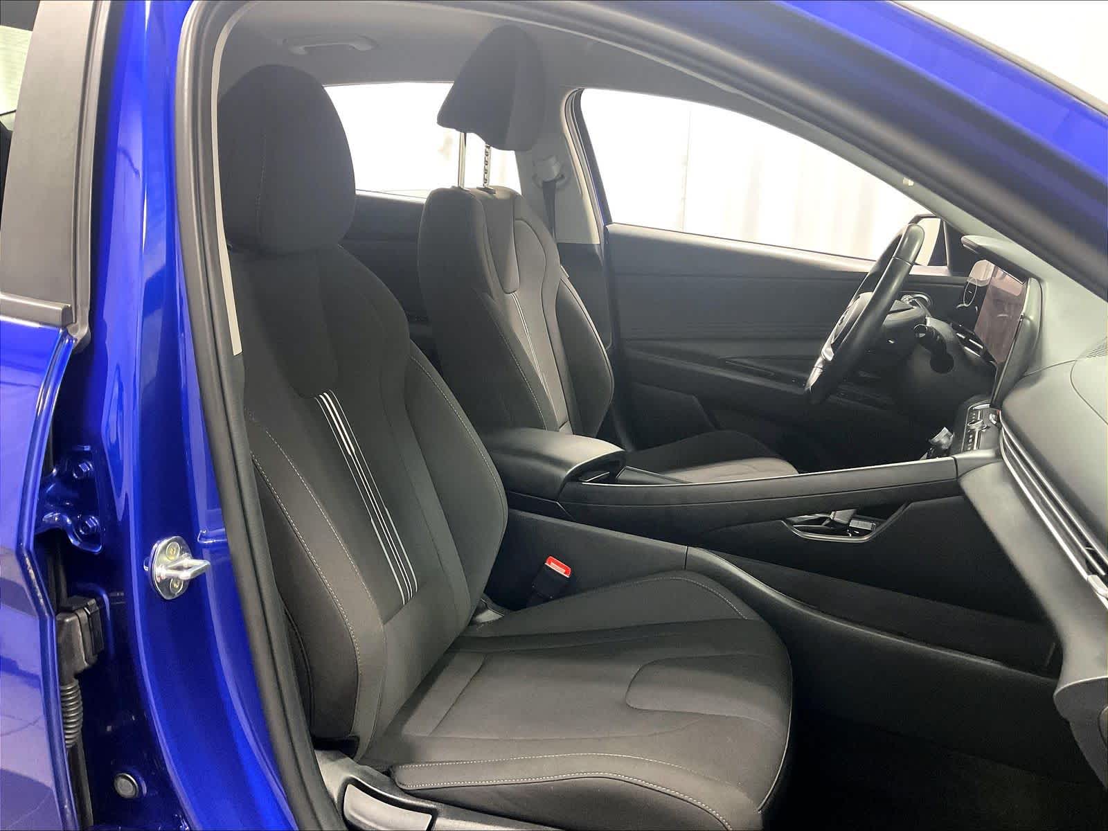2023 Hyundai Elantra SEL - Photo 11
