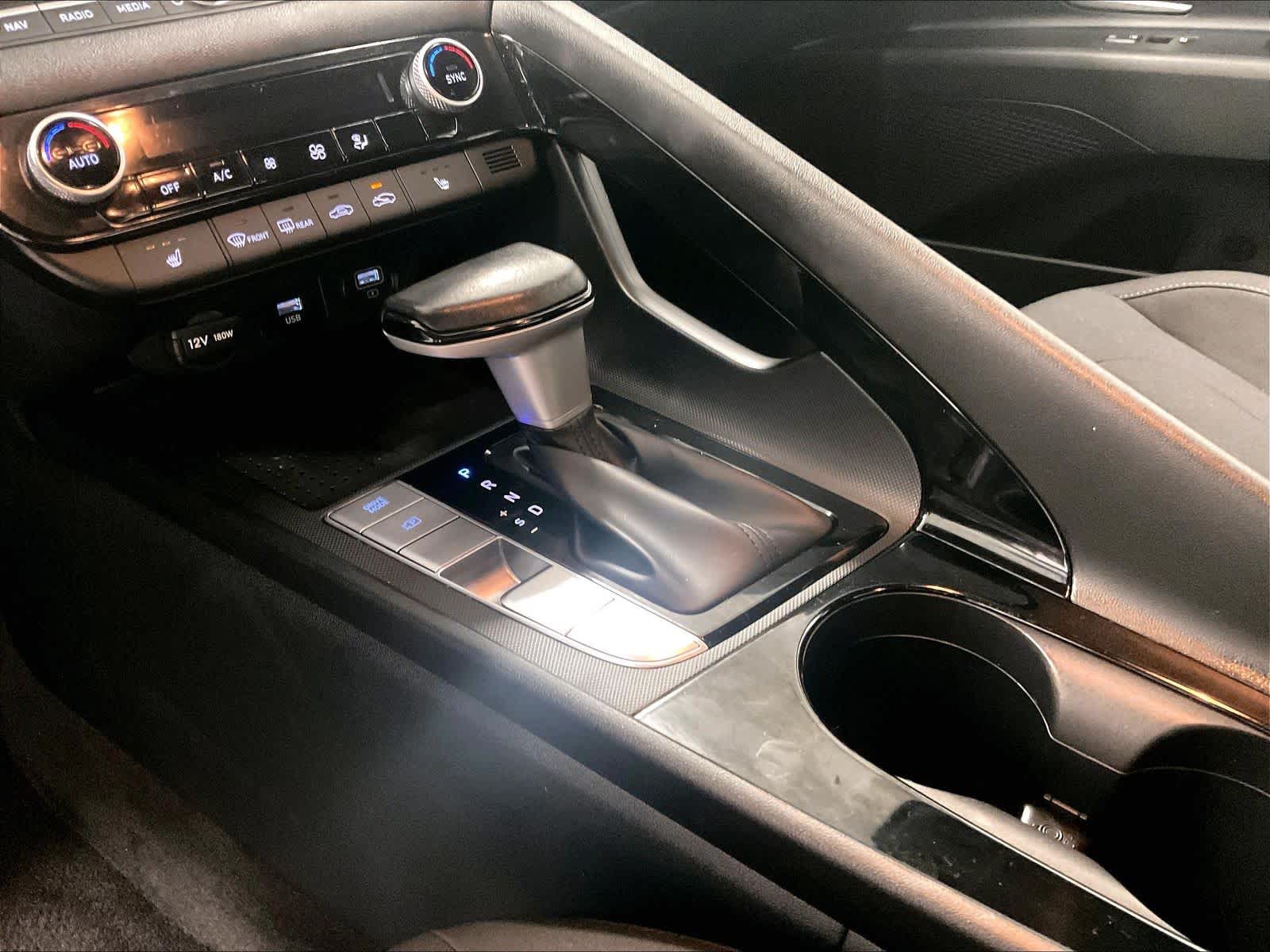 2023 Hyundai Elantra SEL - Photo 20