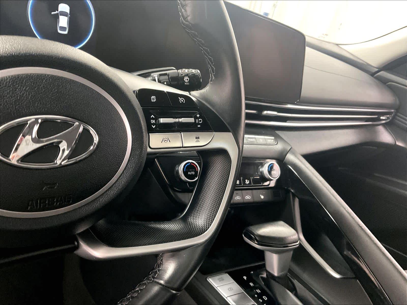 2023 Hyundai Elantra SEL - Photo 23