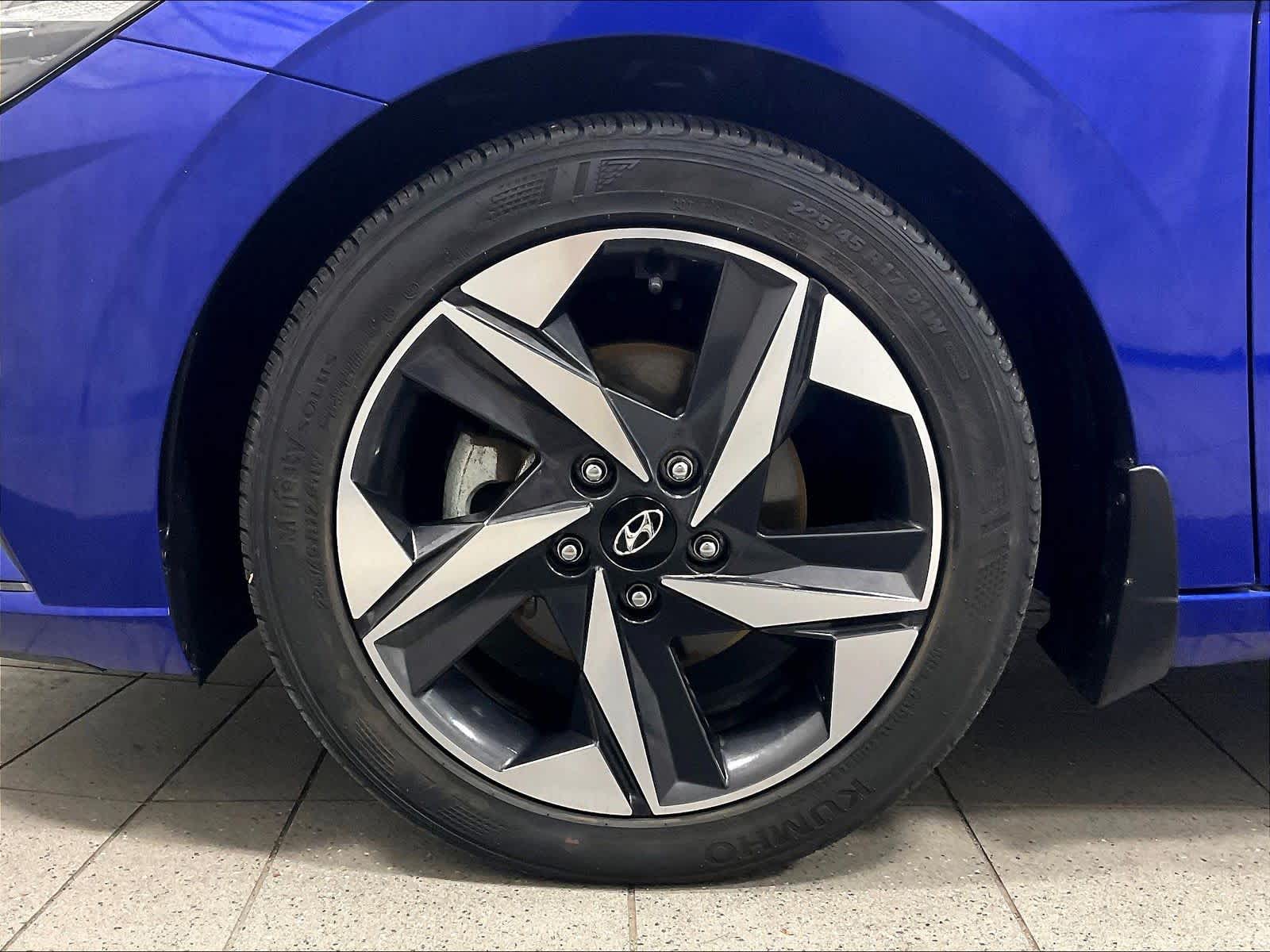 2023 Hyundai Elantra SEL - Photo 7