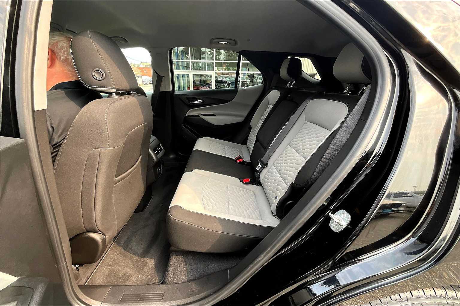2021 Chevrolet Equinox LT - Photo 15