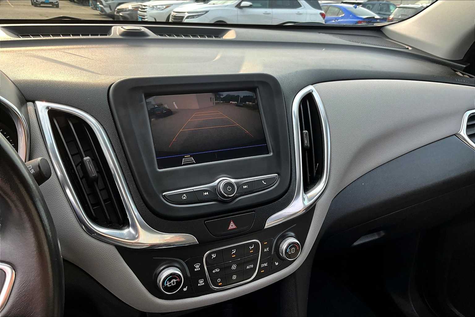 2021 Chevrolet Equinox LT - Photo 19