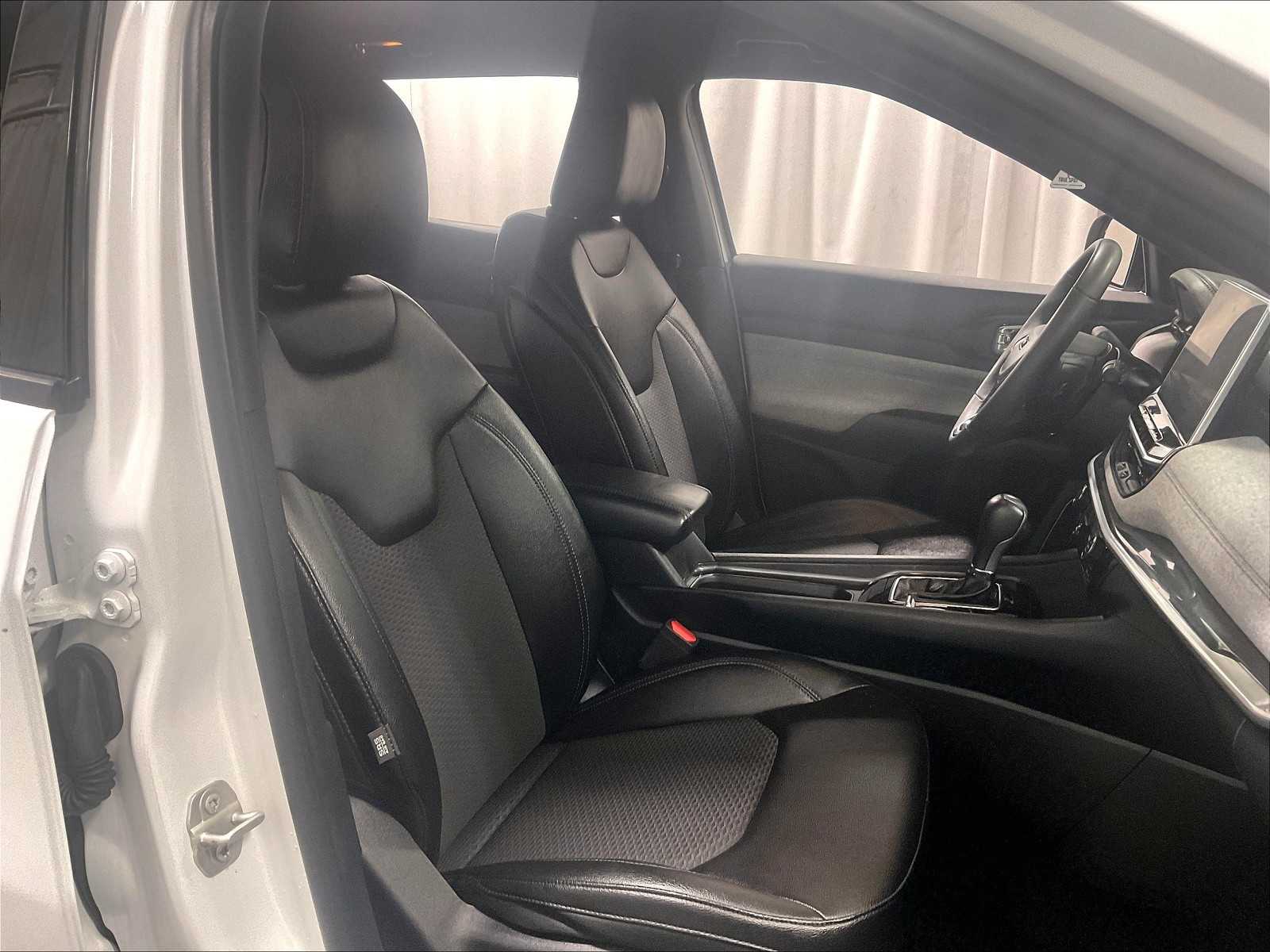 2024 Jeep Compass Latitude - Photo 11