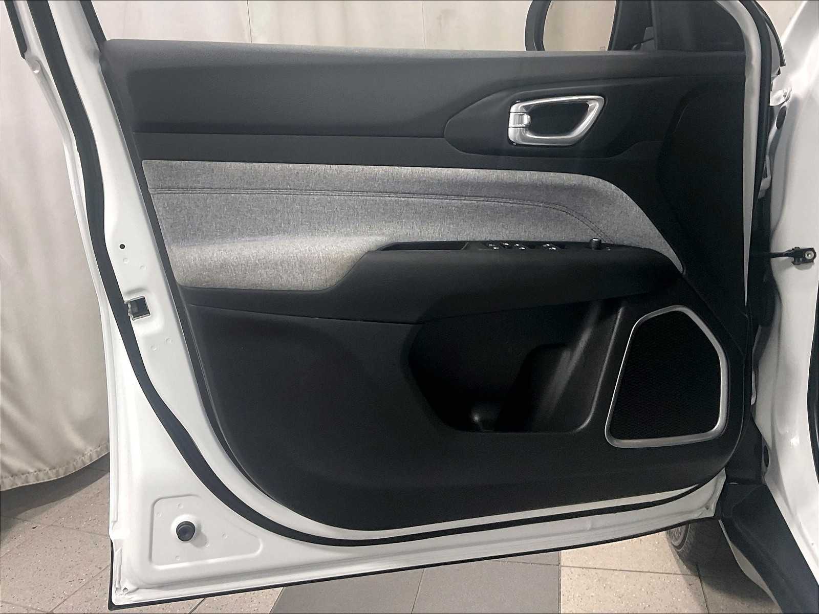 2024 Jeep Compass Latitude - Photo 9