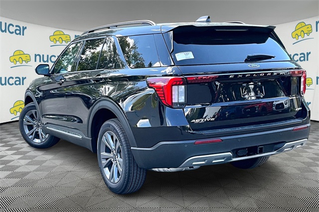2025 Ford Explorer Active - Photo 4
