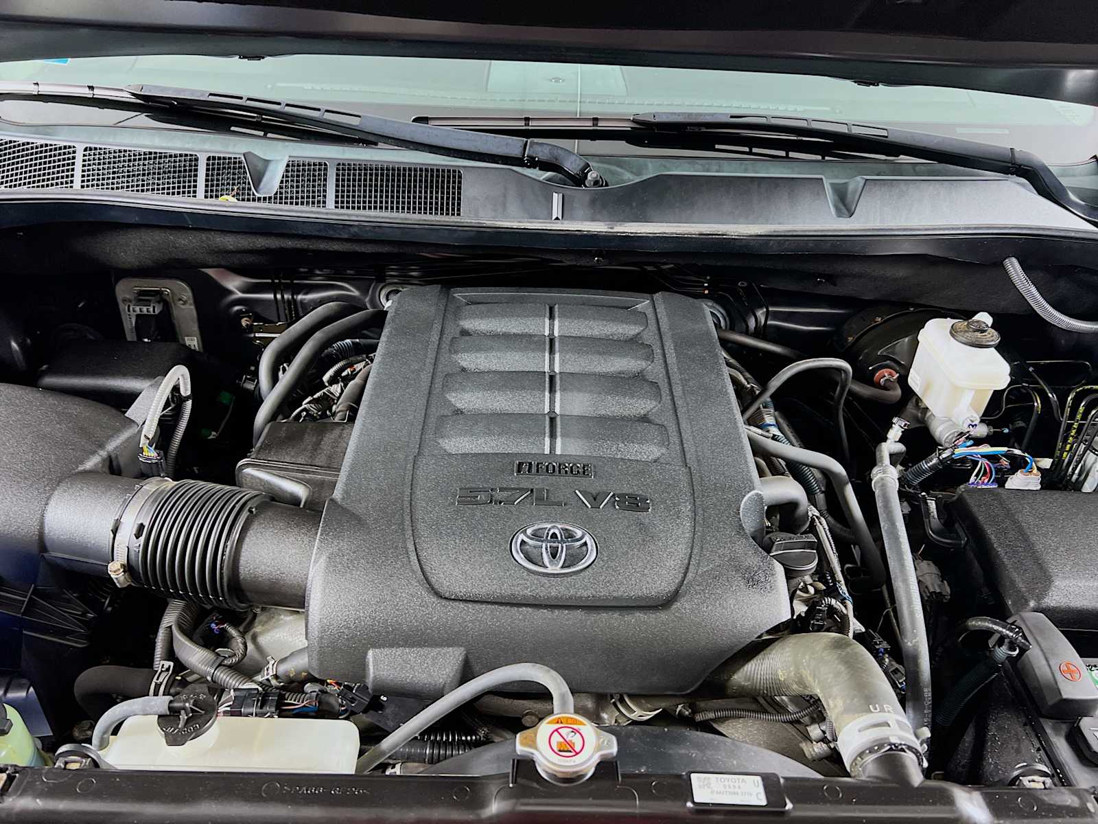 2019 Toyota Tundra Limited - Photo 28