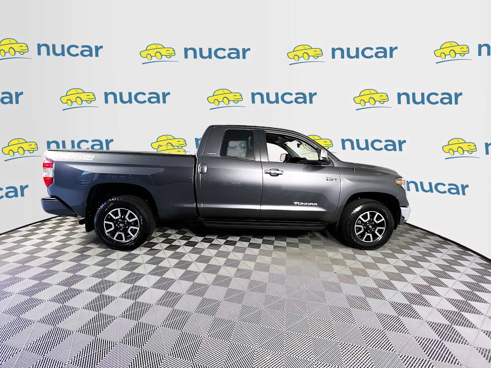 2019 Toyota Tundra Limited - Photo 8