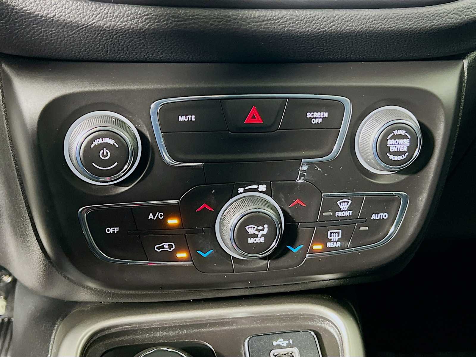 2019 Jeep Compass Latitude - Photo 15