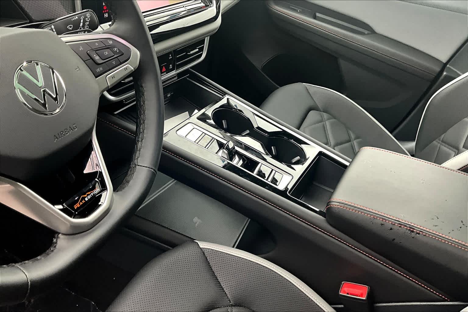 2025 Volkswagen Atlas 2.0T Peak Edition - Photo 14