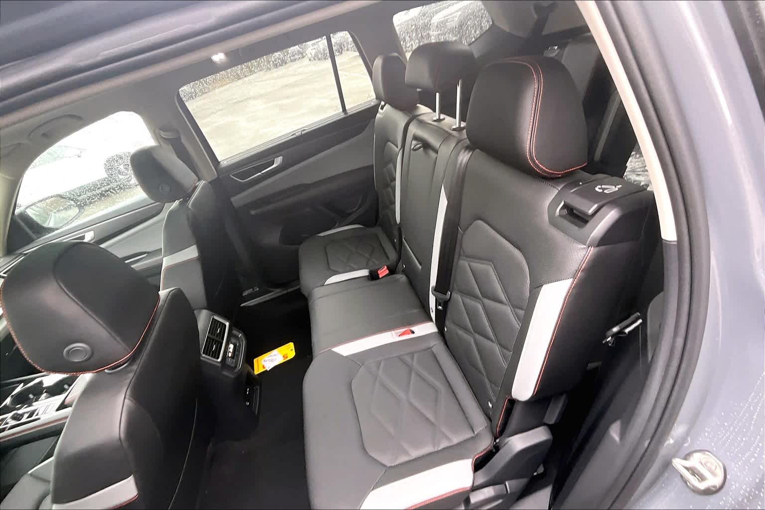 2025 Volkswagen Atlas 2.0T Peak Edition - Photo 15