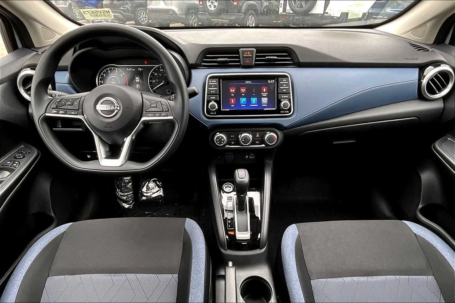 2025 Nissan Versa SV - Photo 12
