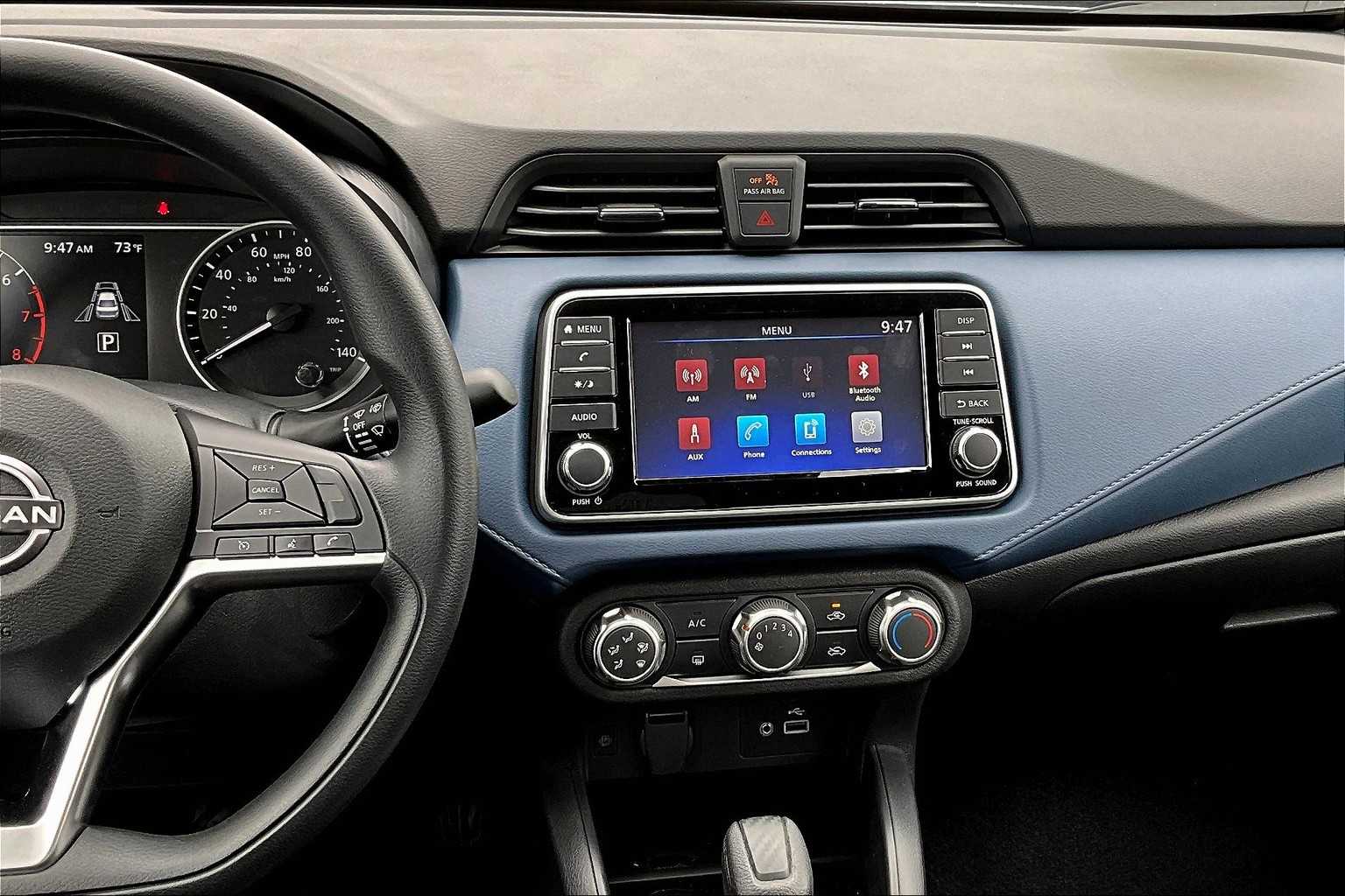 2025 Nissan Versa SV - Photo 13