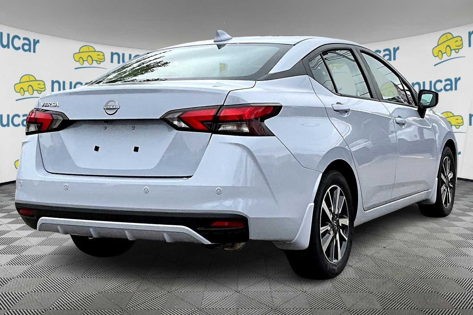 2025 Nissan Versa SV - Photo 7