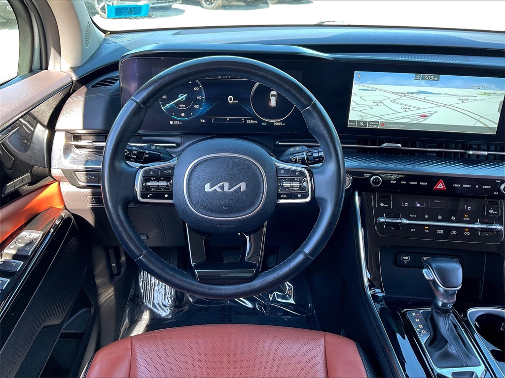 2022 Kia Carnival SX Prestige - Photo 17