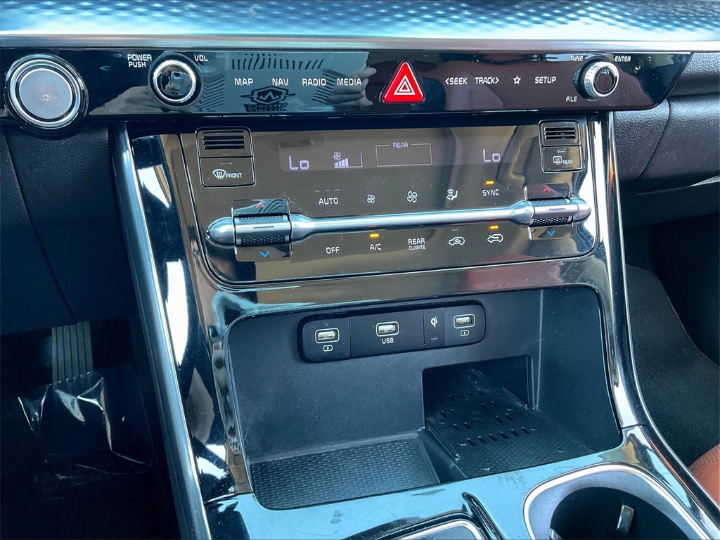 2022 Kia Carnival SX Prestige - Photo 26