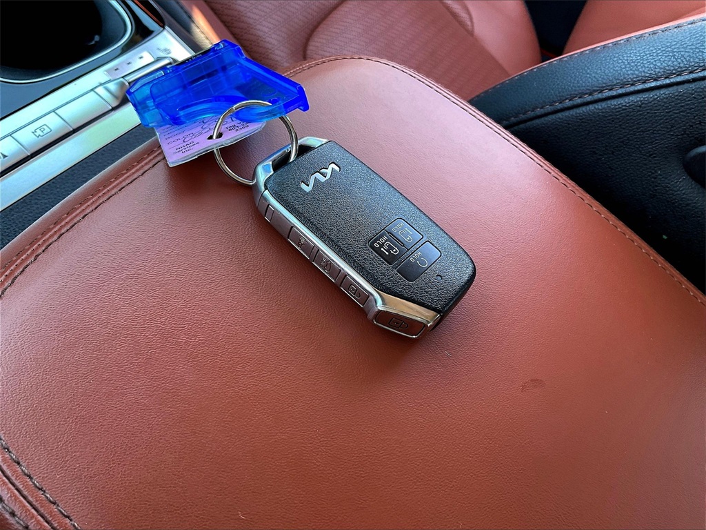 2022 Kia Carnival SX Prestige - Photo 29