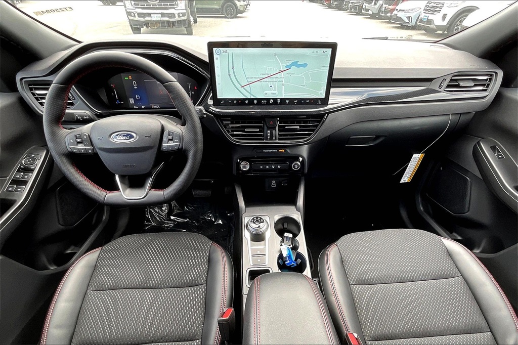 2025 Ford Escape Hybrid ST-Line Select - Photo 12