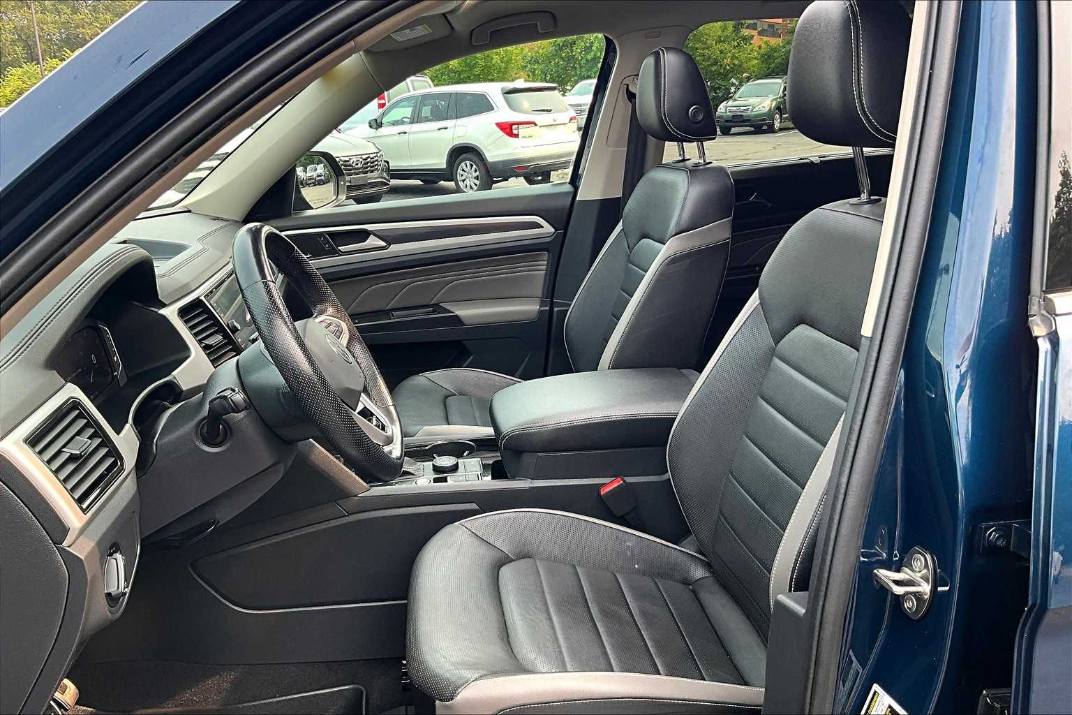 2021 Volkswagen Atlas 3.6L V6 SEL Premium R-Line - Photo 10