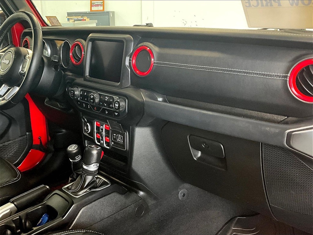 2018 Jeep Wrangler Unlimited Sahara - Photo 14