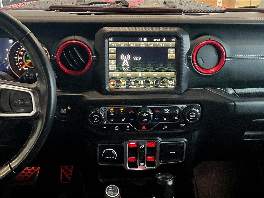 2018 Jeep Wrangler Unlimited Sahara - Photo 18