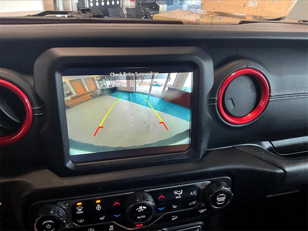 2018 Jeep Wrangler Unlimited Sahara - Photo 19