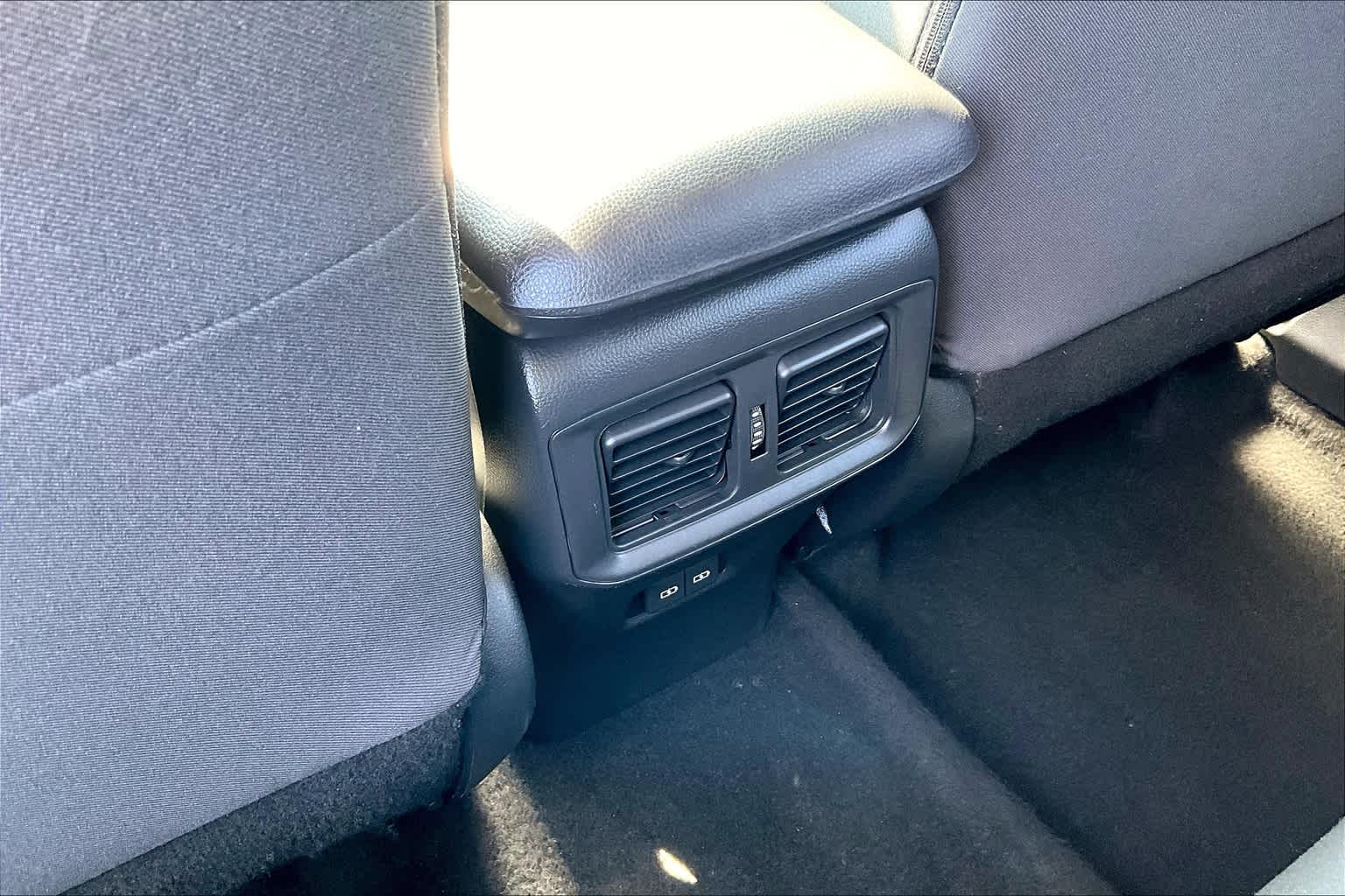 2023 Toyota RAV4 XLE - Photo 55