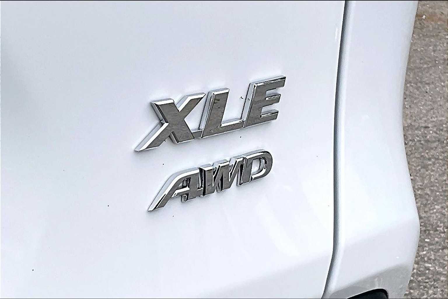 2023 Toyota RAV4 XLE - Photo 56