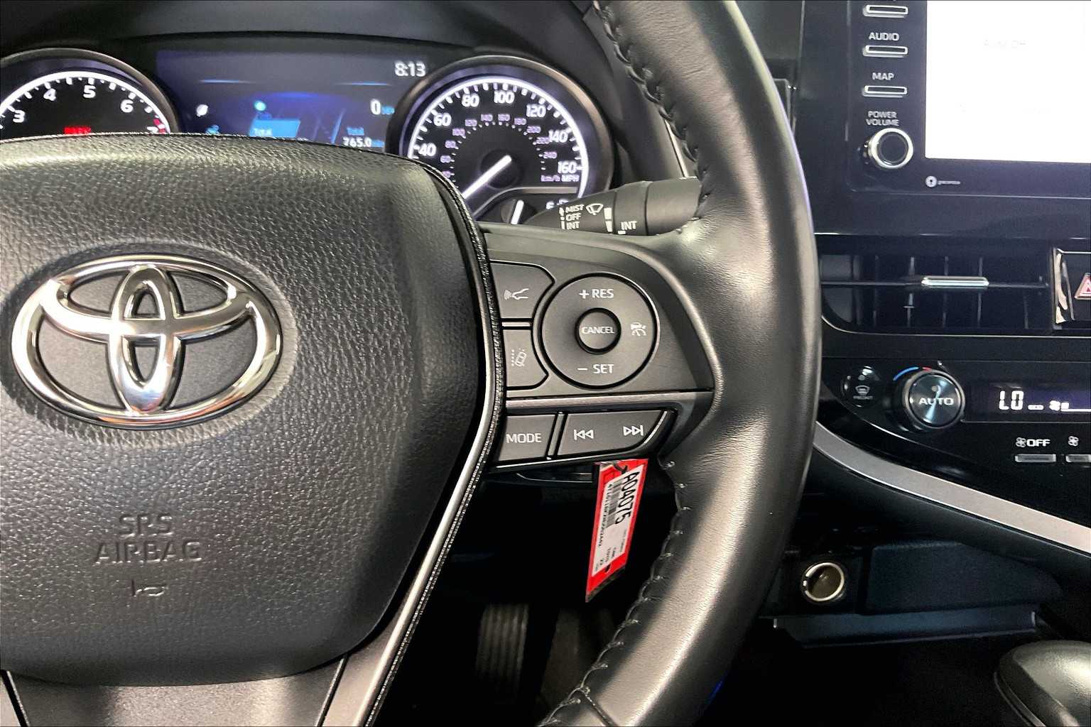 2022 Toyota Camry SE - Photo 23