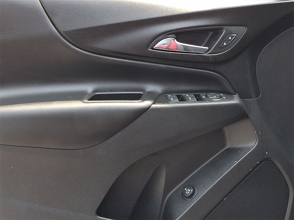 2020 Chevrolet Equinox LT - Photo 13