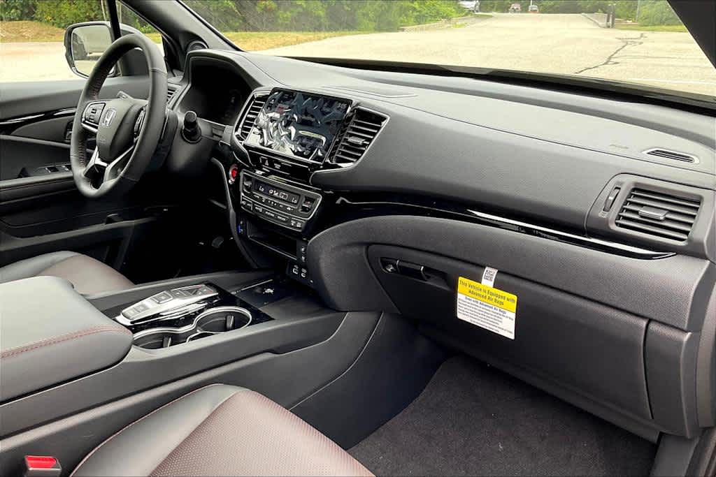 2026 Honda Ridgeline Black Edition - Photo 9