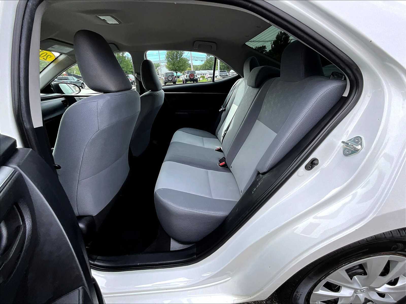 2016 Toyota Corolla L - Photo 15