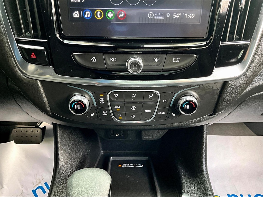2022 Chevrolet Traverse LT - Photo 27