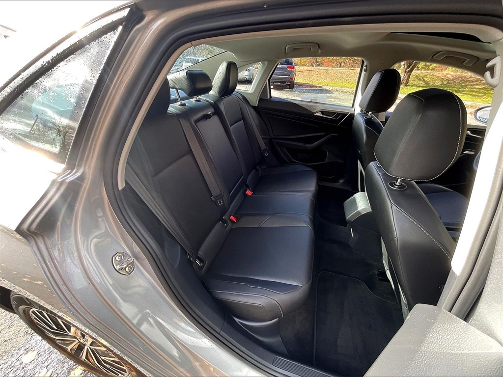 2019 Volkswagen Jetta SEL - Photo 18