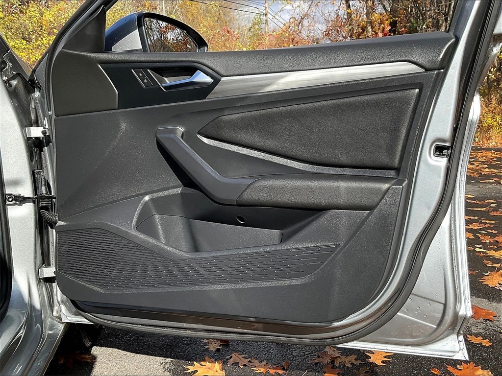 2019 Volkswagen Jetta SEL - Photo 25