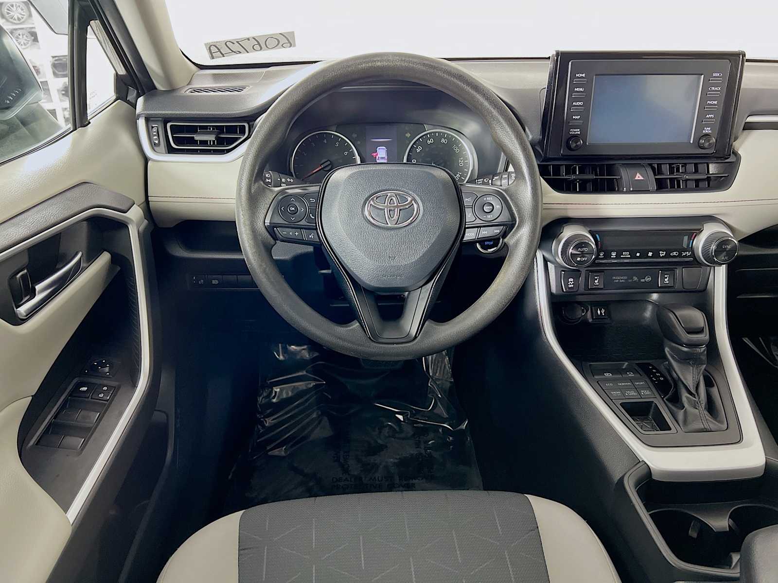 2019 Toyota RAV4 XLE - Photo 23