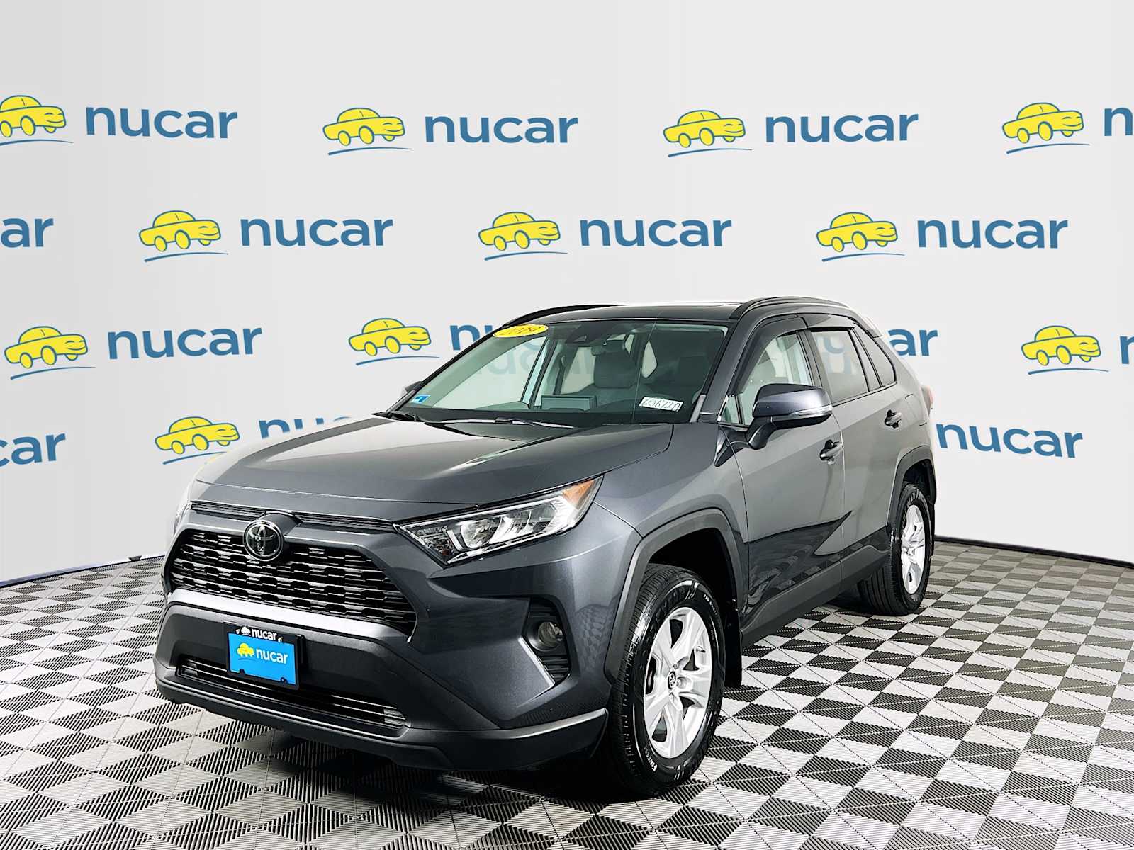 2019 Toyota RAV4 XLE - Photo 3