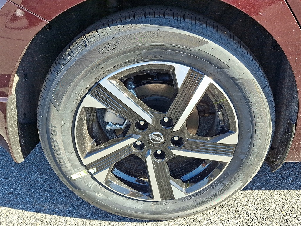 2025 Nissan Sentra SV - Photo 5
