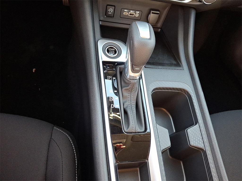 2025 Nissan Sentra SV - Photo 10