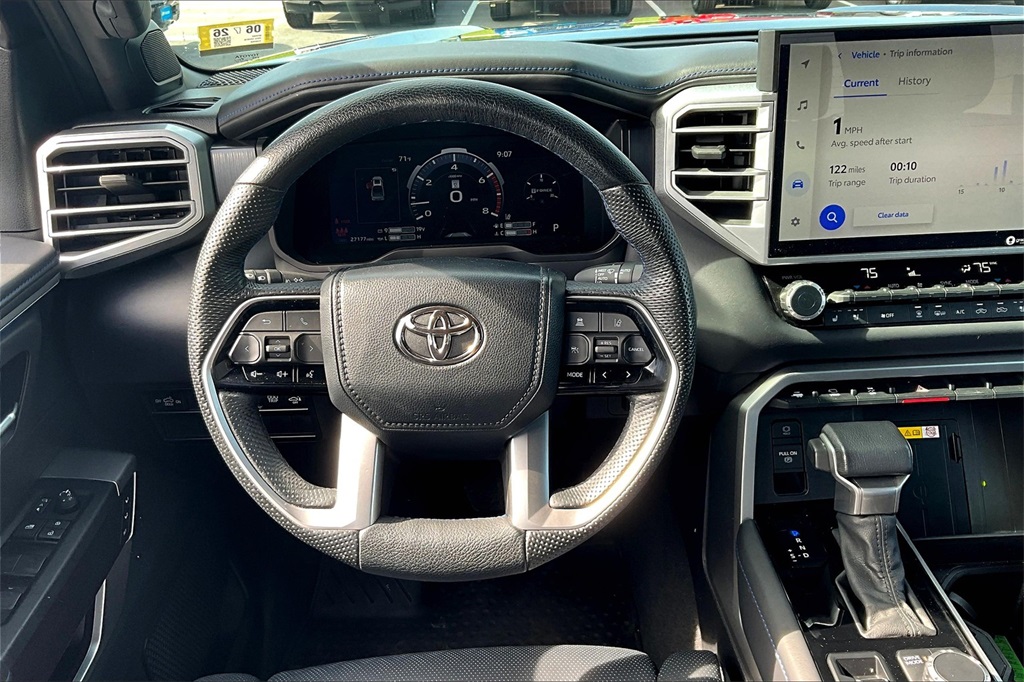 2024 Toyota Tundra Platinum - Photo 17