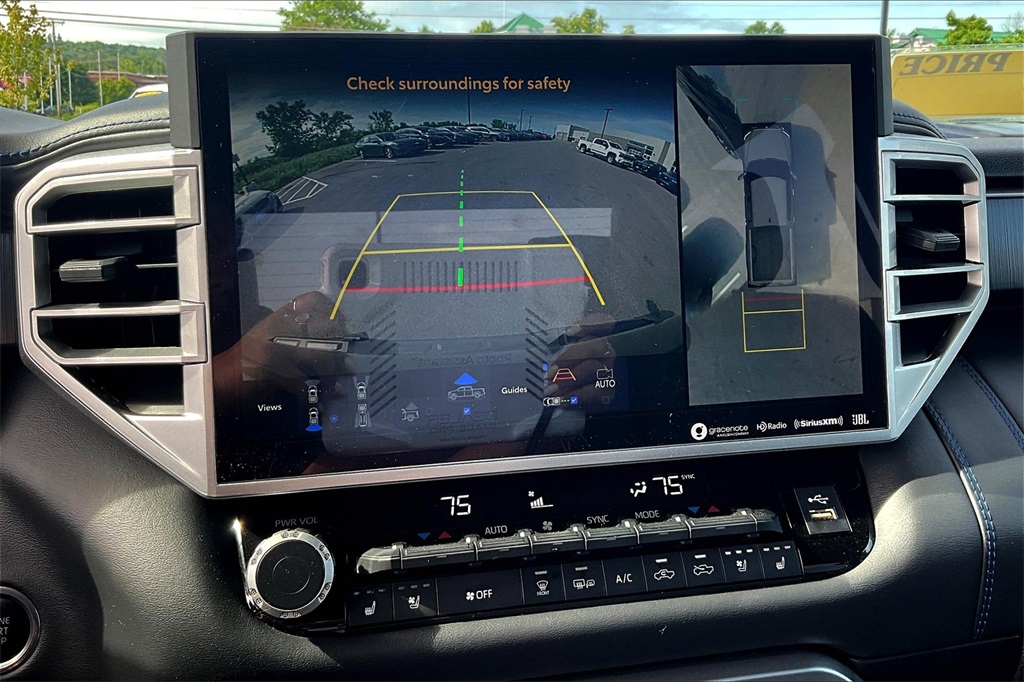 2024 Toyota Tundra Platinum - Photo 19