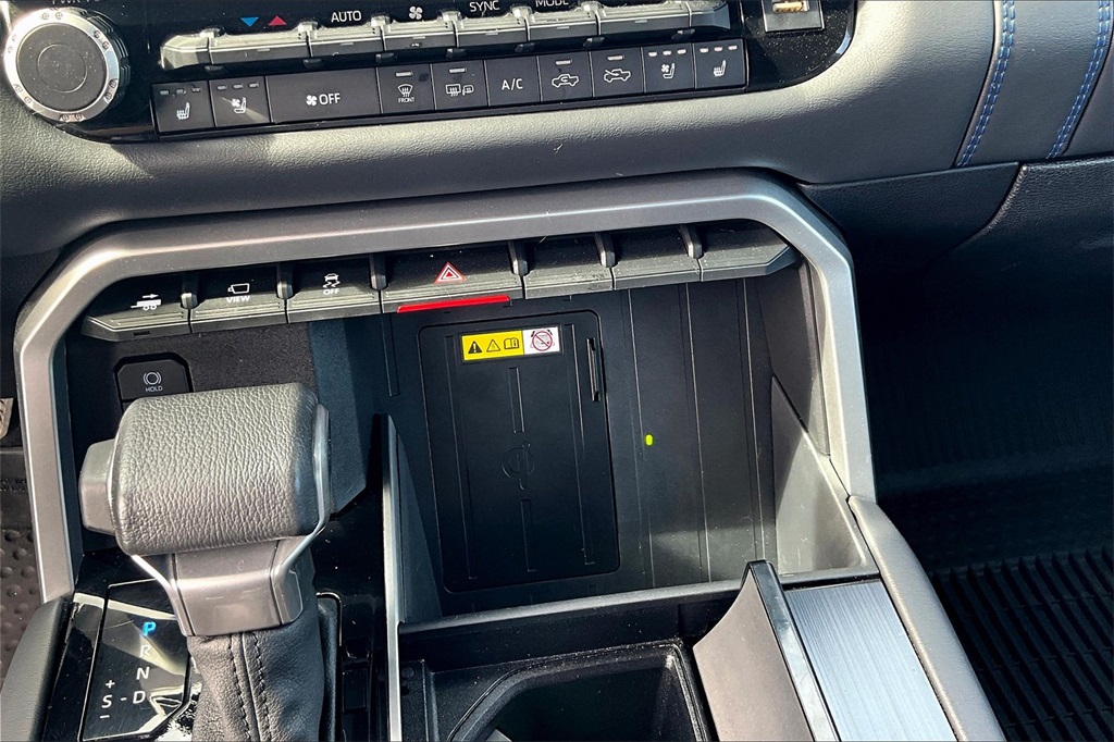 2024 Toyota Tundra Platinum - Photo 27