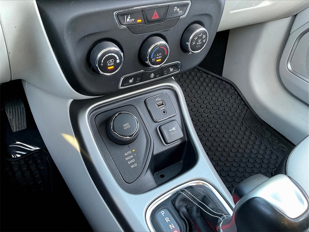 2018 Jeep Compass Latitude - Photo 12